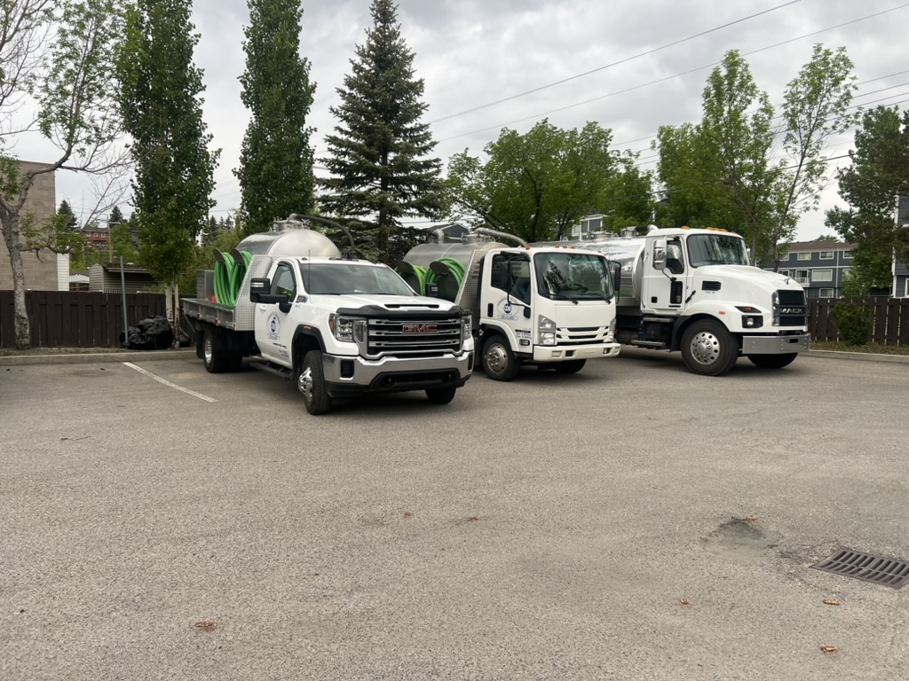 GDM Vac truck performing commercial jetting service at Costco in Calgary